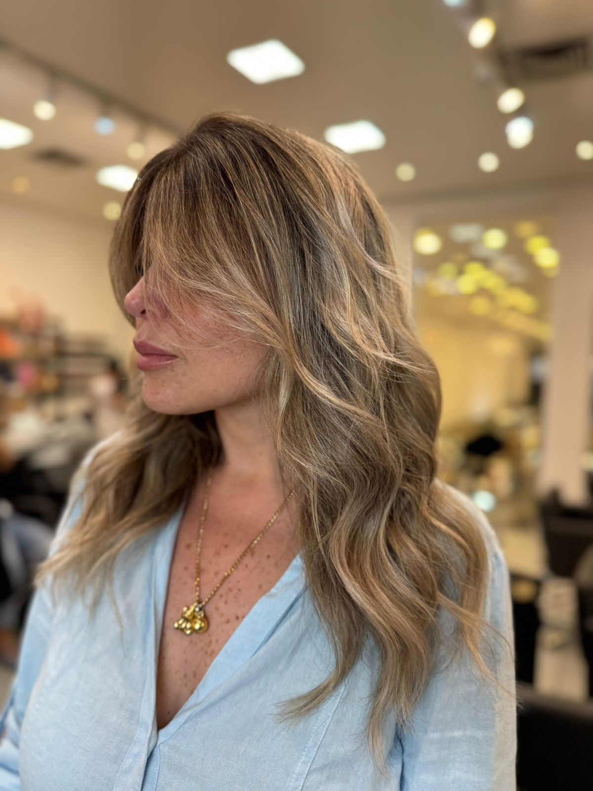 Castanho Claro Iluminado